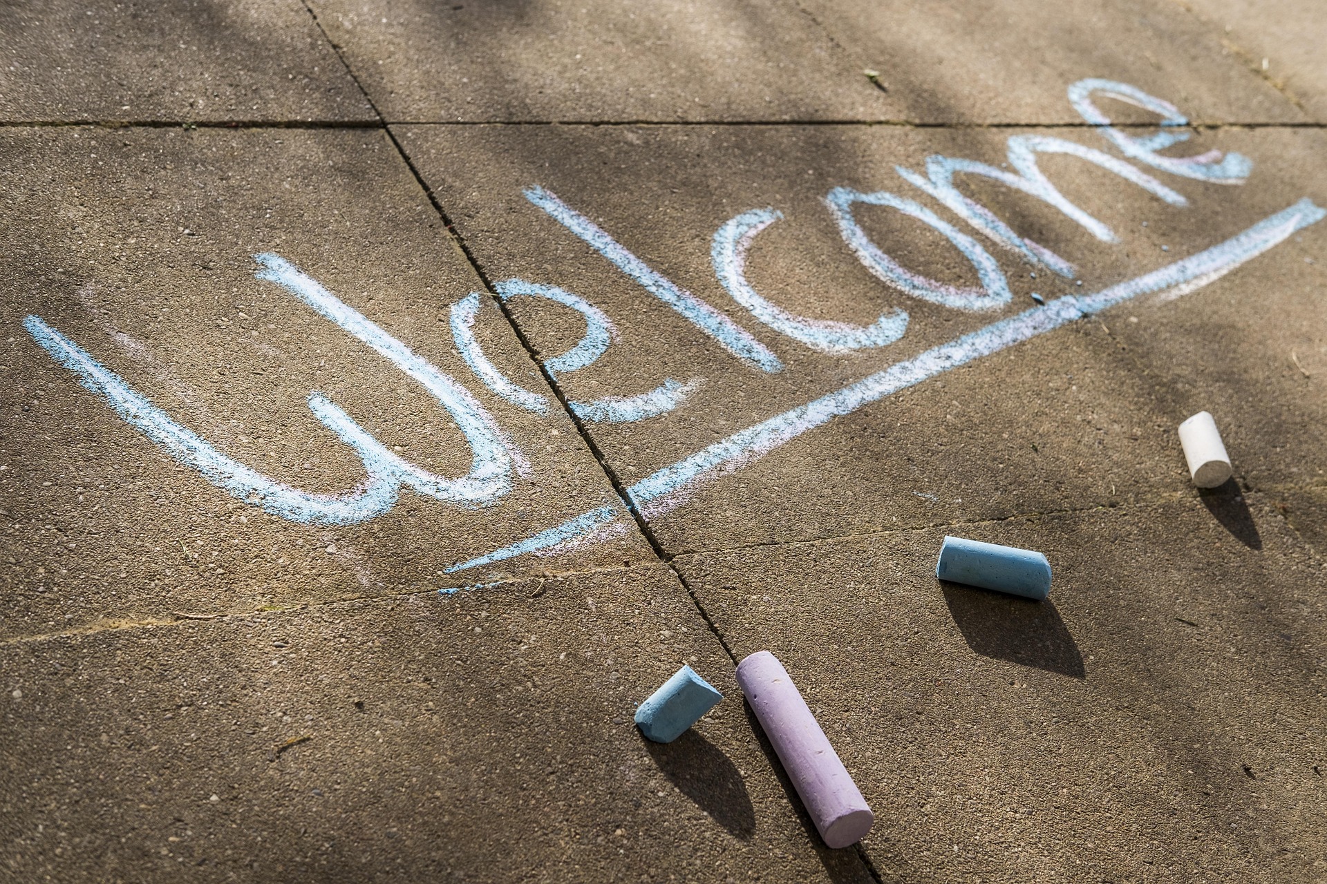 welcome-3363658_1920